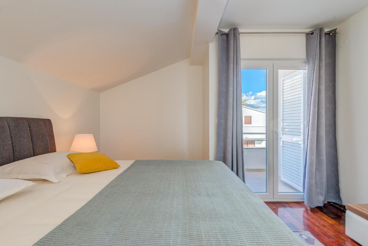 Karla Apartment Novalja